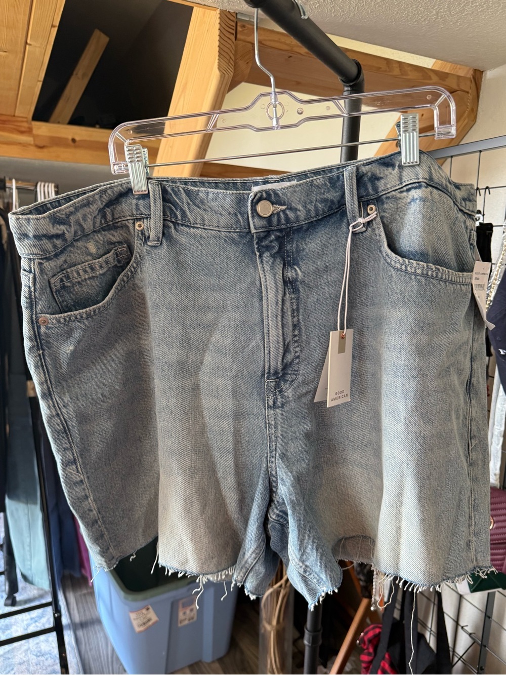 NWT Good American Good Standard Long Shorts Size 16 Mid Rise Relaxed Denim